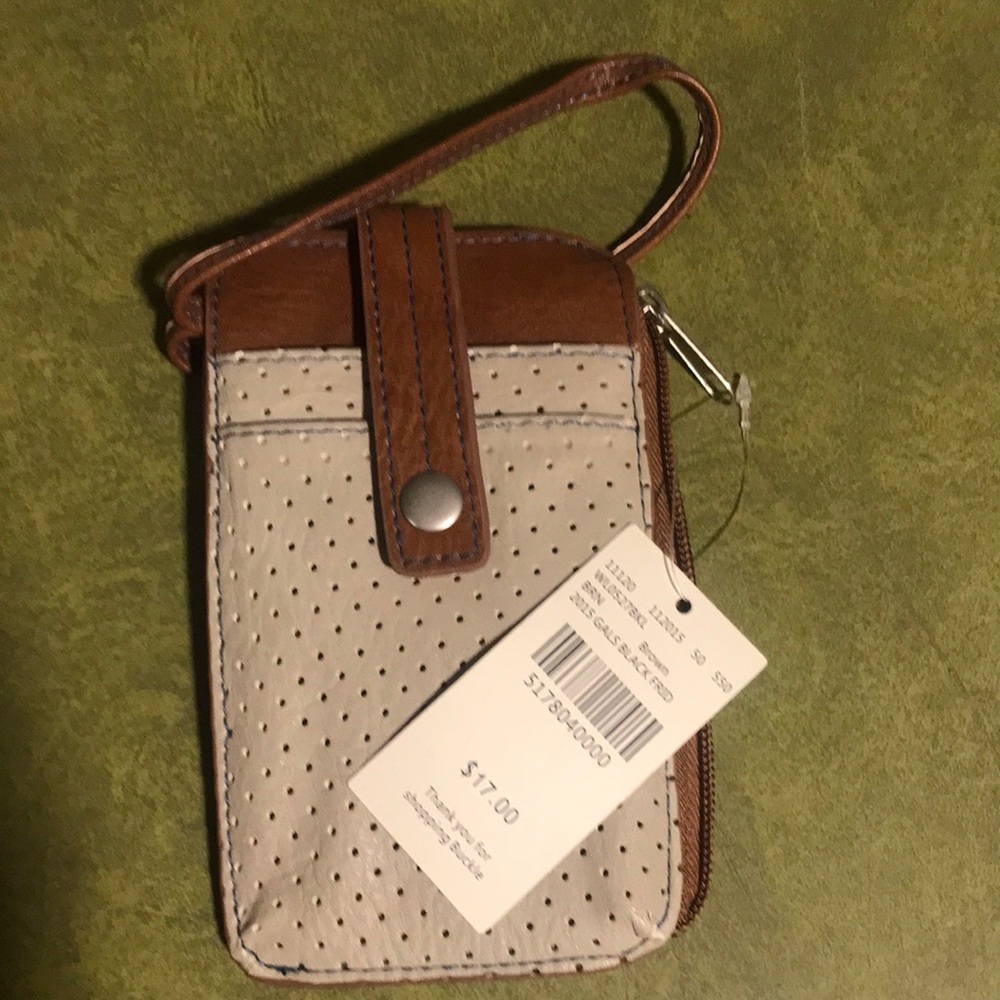 Small Wristlet by Buckle/NWTS